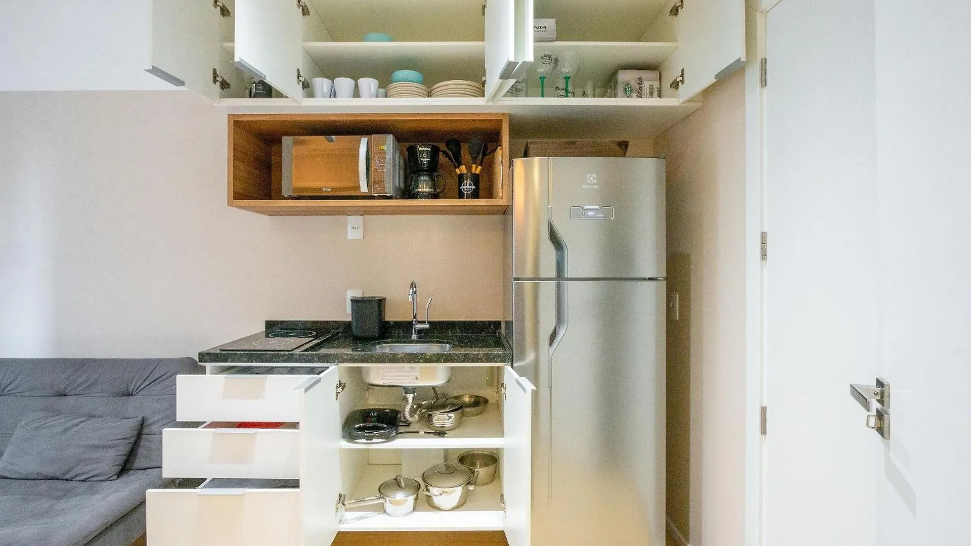 Apartamentos Completos Ao Lado Do Metro, Vila Madalena Σάο Πάολο 0*,